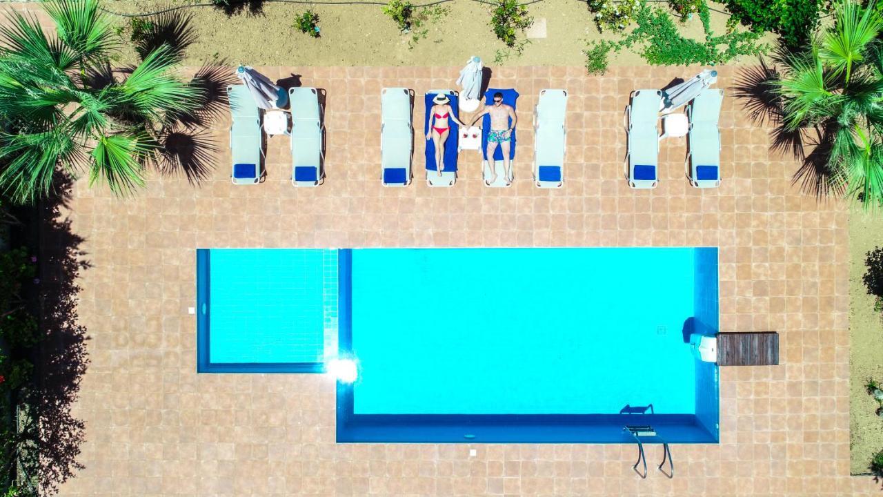 Villas Louloudaki Loutra  Luaran gambar