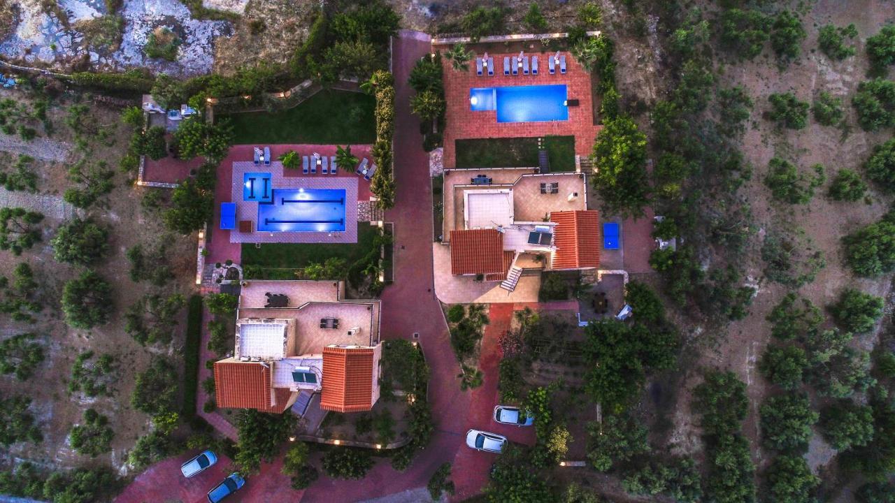 Villas Louloudaki Loutra  Luaran gambar